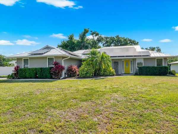 1821 RACIMO DRIVE, SARASOTA, FL 34240