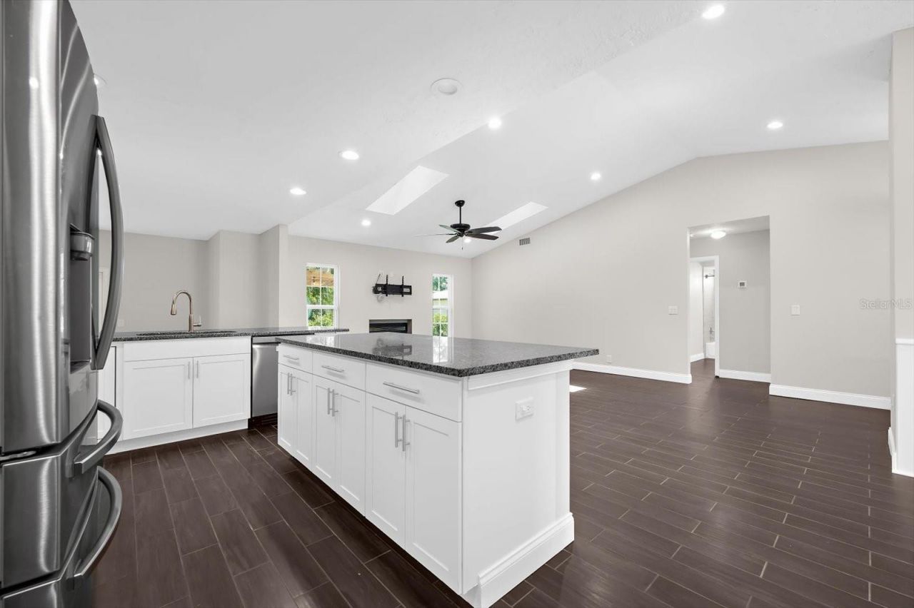 1821 Racimo Drive, Sarasota, FL 34240 Photo