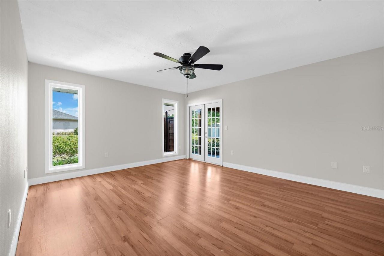 1821 Racimo Drive, Sarasota, FL 34240 Photo