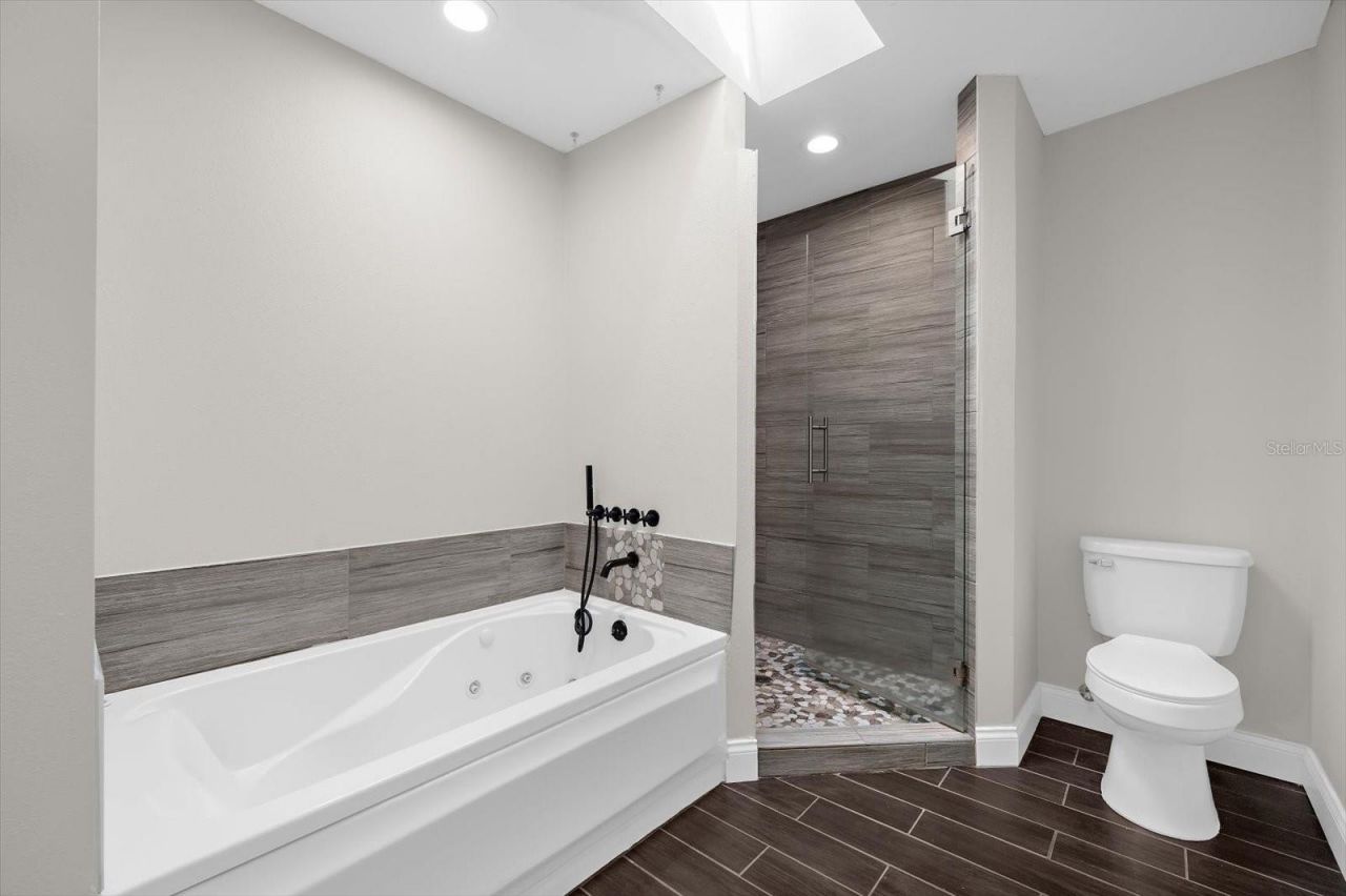 1821 Racimo Drive, Sarasota, FL 34240 Photo