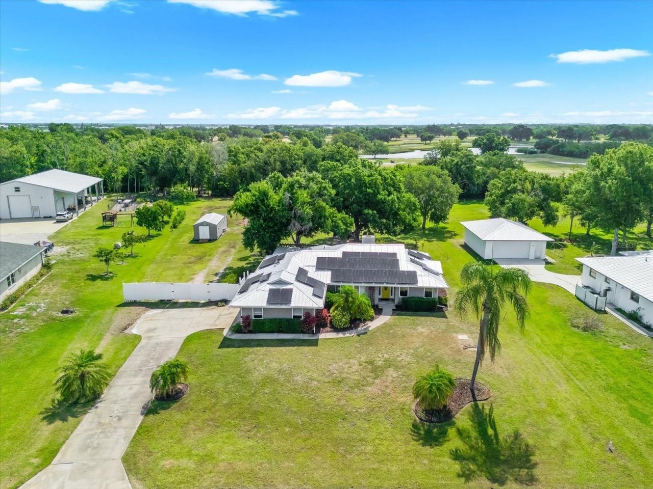 1821 Racimo Drive, Sarasota, FL 34240 Photo