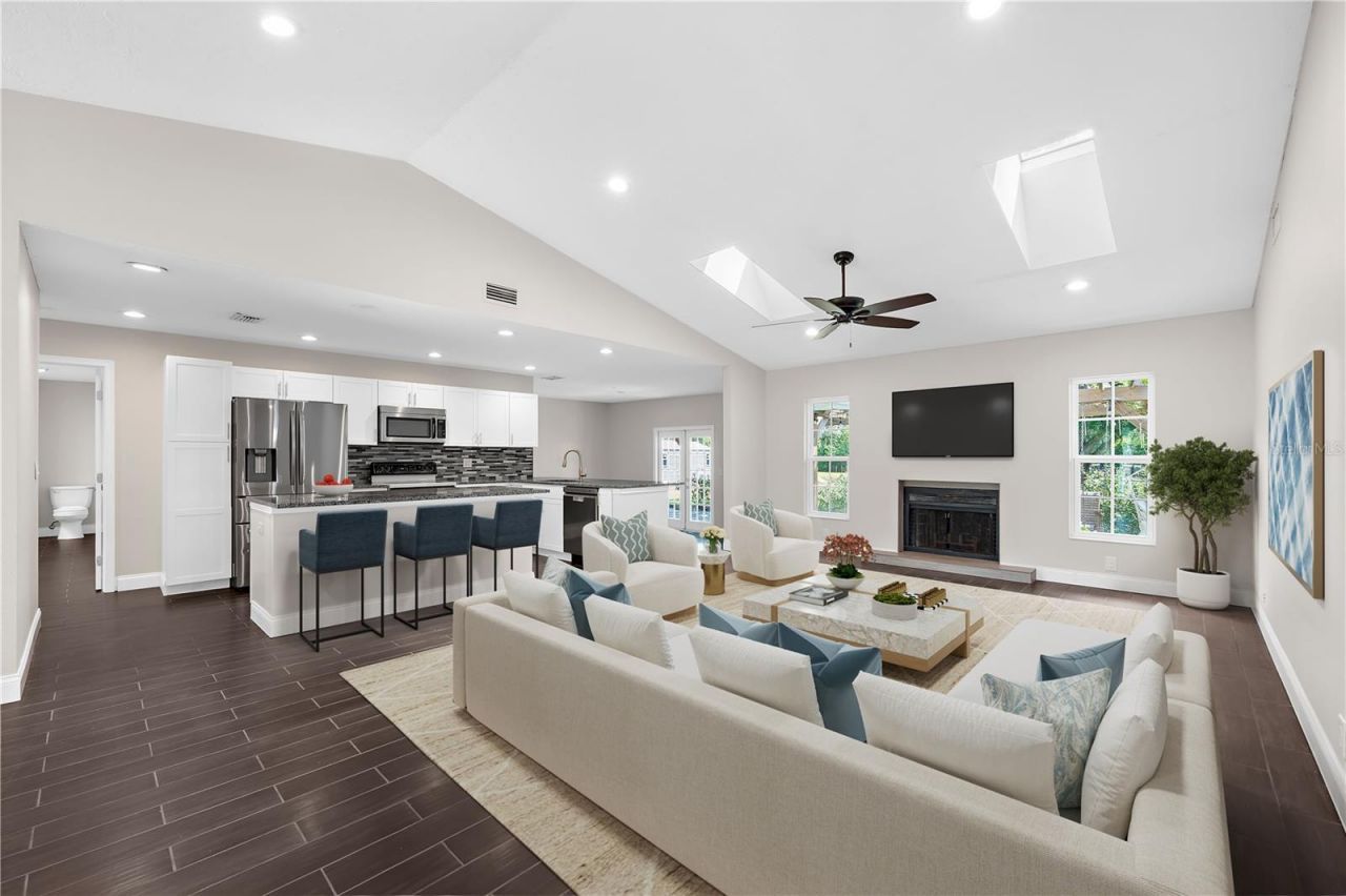 1821 Racimo Drive, Sarasota, FL 34240 Photo