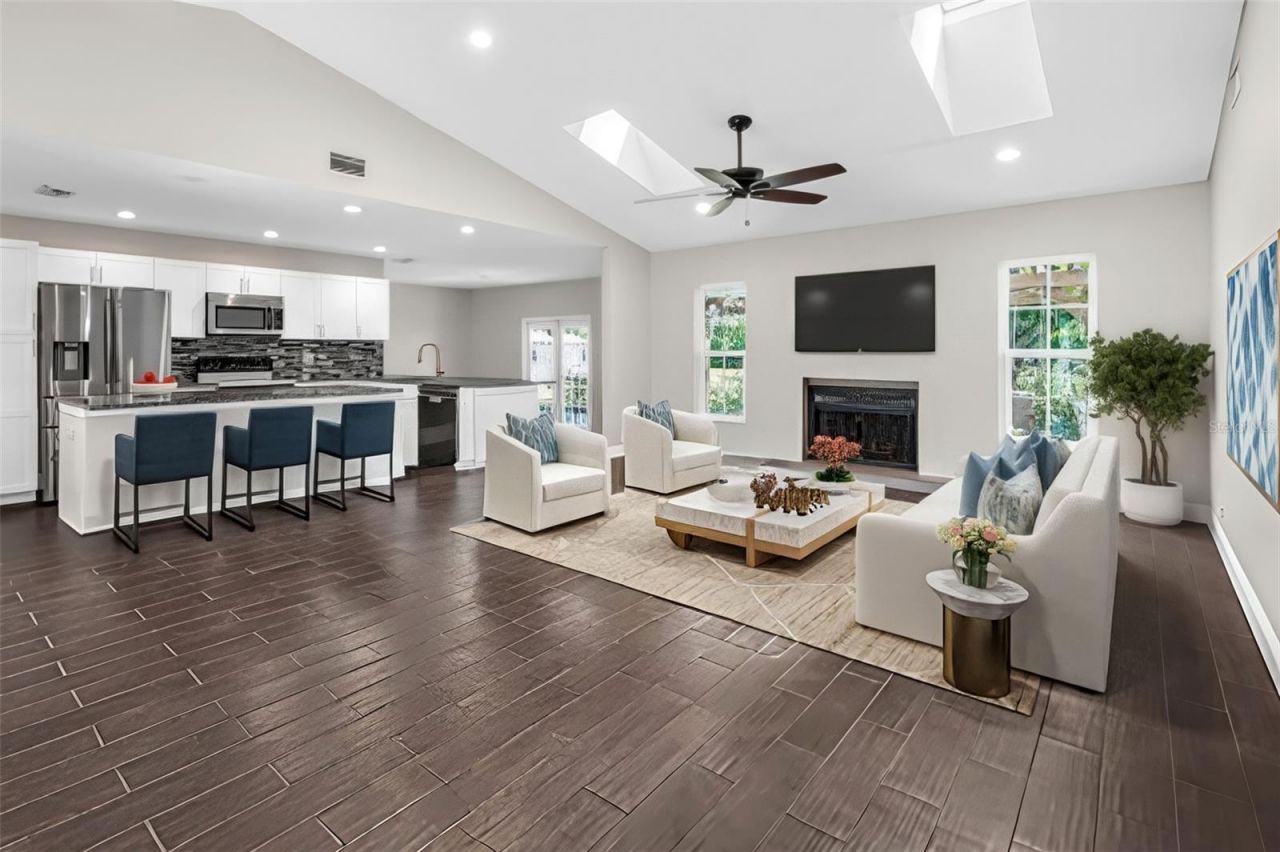1821 Racimo Drive, Sarasota, FL 34240 Photo
