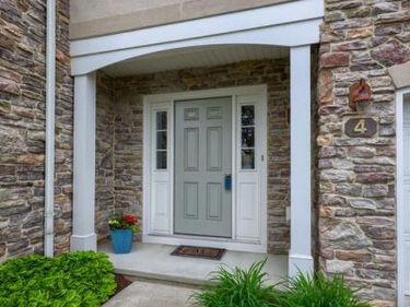 4 RUMFORD COURT, LANCASTER, PA 17602