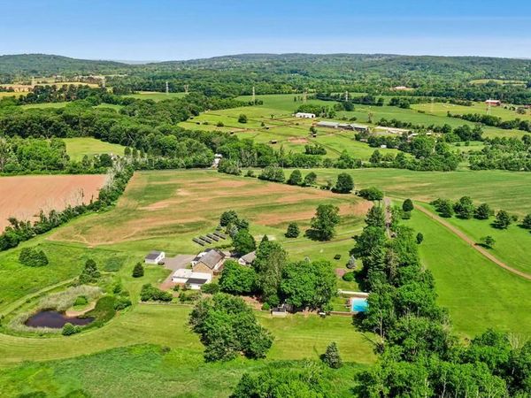 1720 MOLASSES WAY , QUAKERTOWN, PA 18951