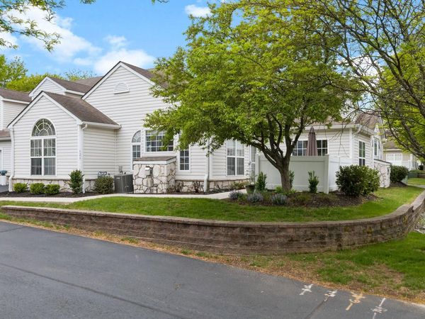 121 TRADITIONS WAY, LAWRENCEVILLE, NJ 08648