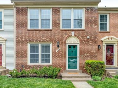 4467 HOLLY AVENUE, FAIRFAX, VA 22030