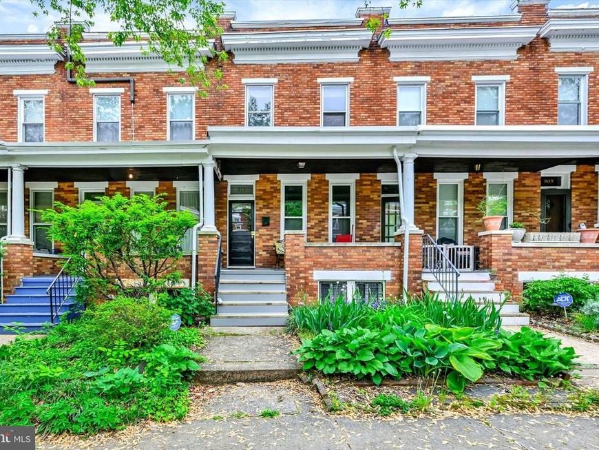 313 Birkwood Place, Baltimore, MD 21218 Main Photo