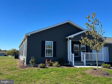 433 EASTWOOD LANE, LANCASTER, PA 17601