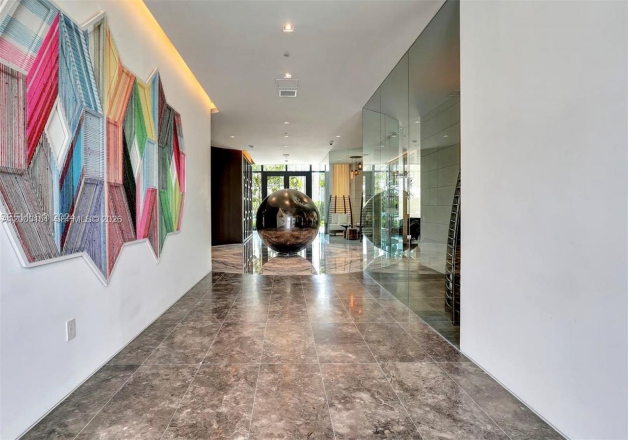 650 NE 32 Street, Unit 1805, Miami, FL 33137 Photo