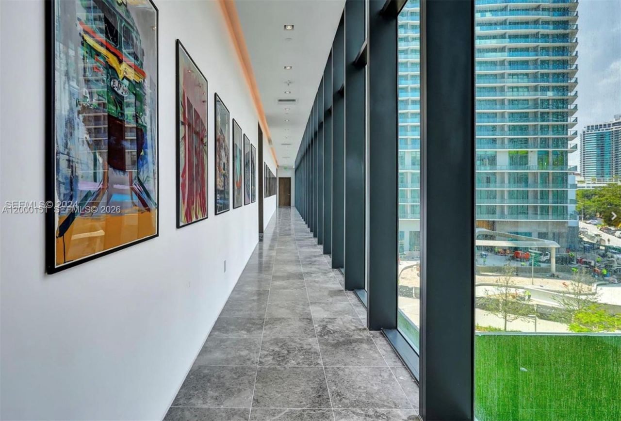 650 NE 32 Street, Unit 1805, Miami, FL 33137 Photo
