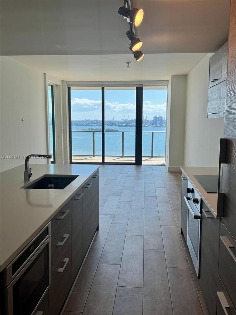 650 NE 32 Street, Unit 1805, Miami, FL 33137 Photo