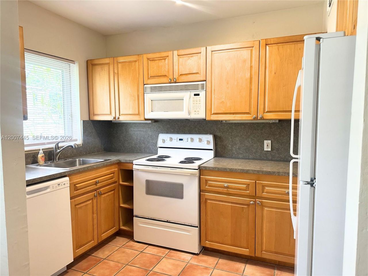 7734 SW 55th Ave, Unit B, Miami, FL 33143 Photo