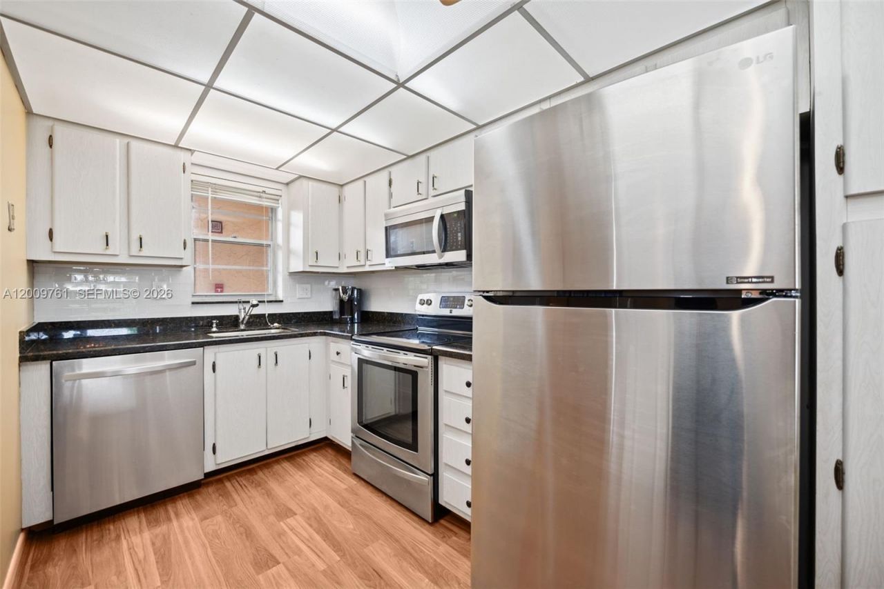 3300 W Rolling Hills Cir , Unit 510, Davie, FL 33328 Photo