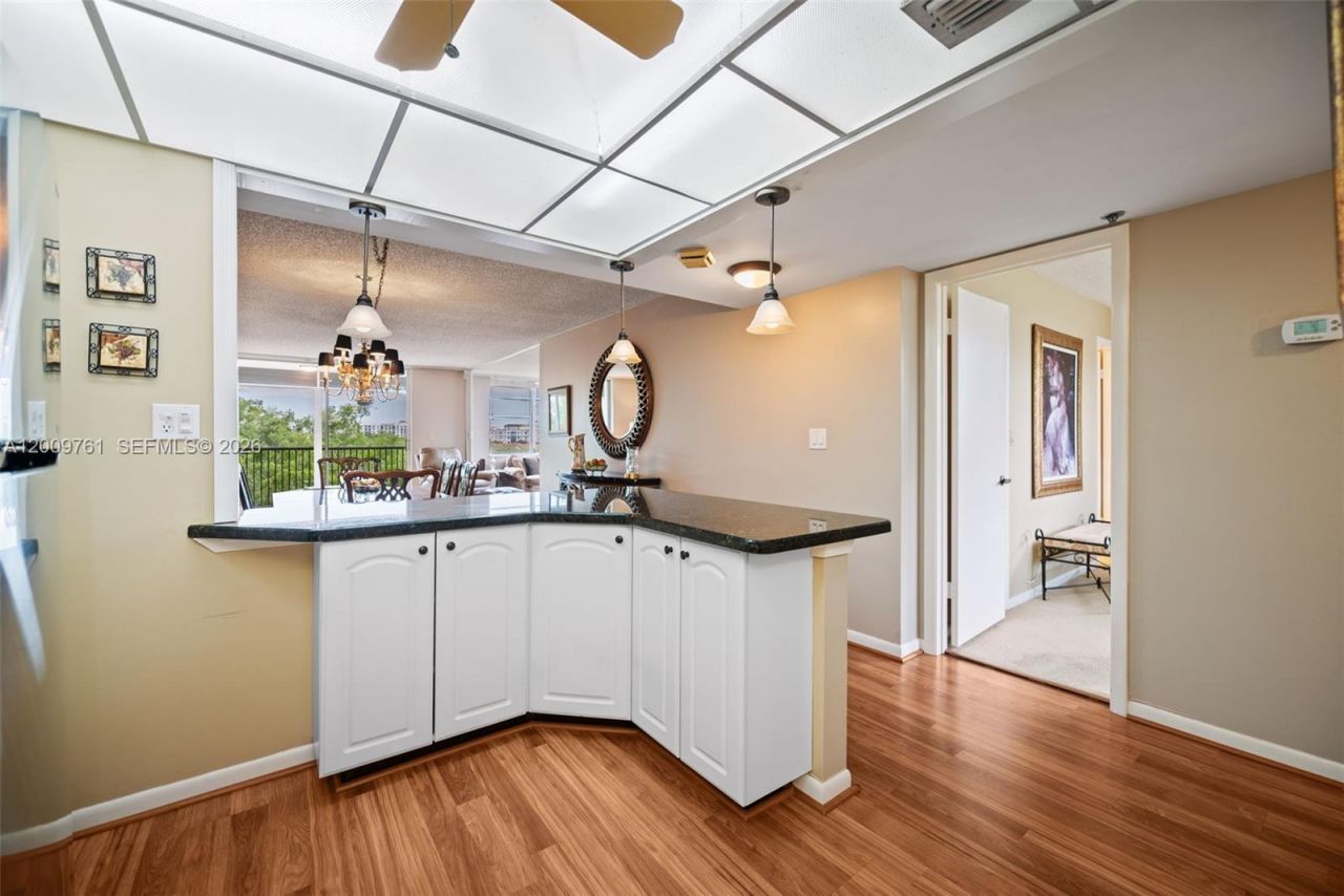 3300 W Rolling Hills Cir , Unit 510, Davie, FL 33328 Photo