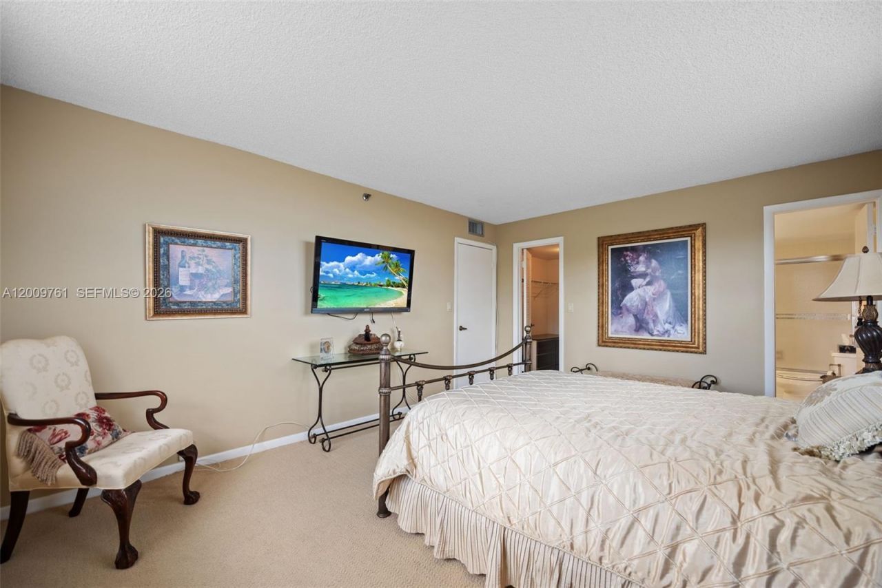 3300 W Rolling Hills Cir , Unit 510, Davie, FL 33328 Photo