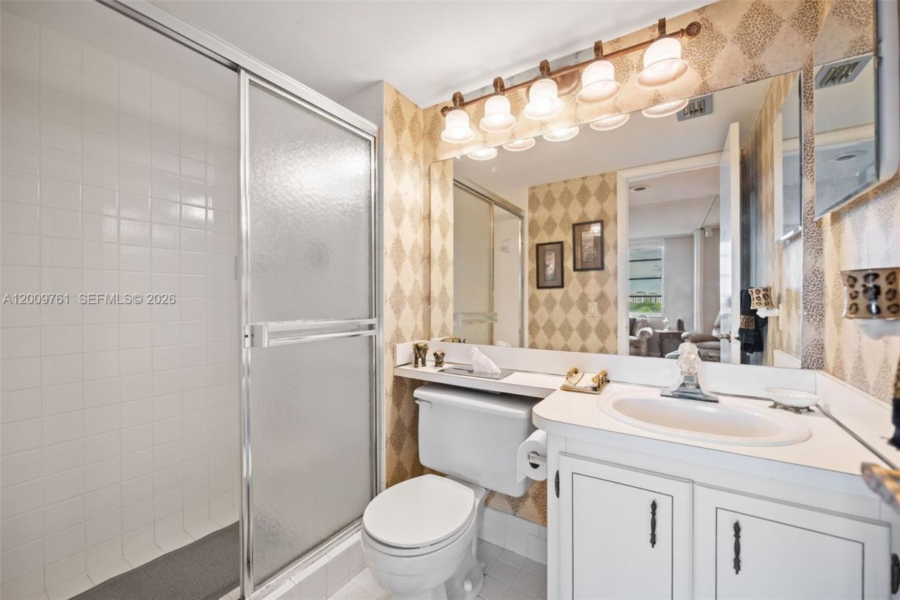 3300 W Rolling Hills Cir , Unit 510, Davie, FL 33328 Photo