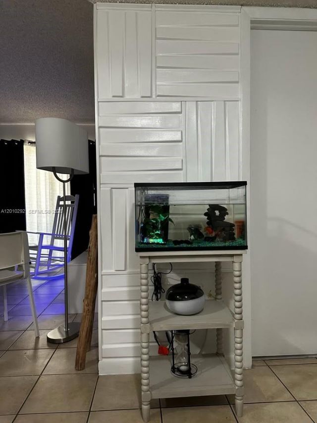 7220 NW 179th St, Unit 111, Hialeah, FL 33015 Photo
