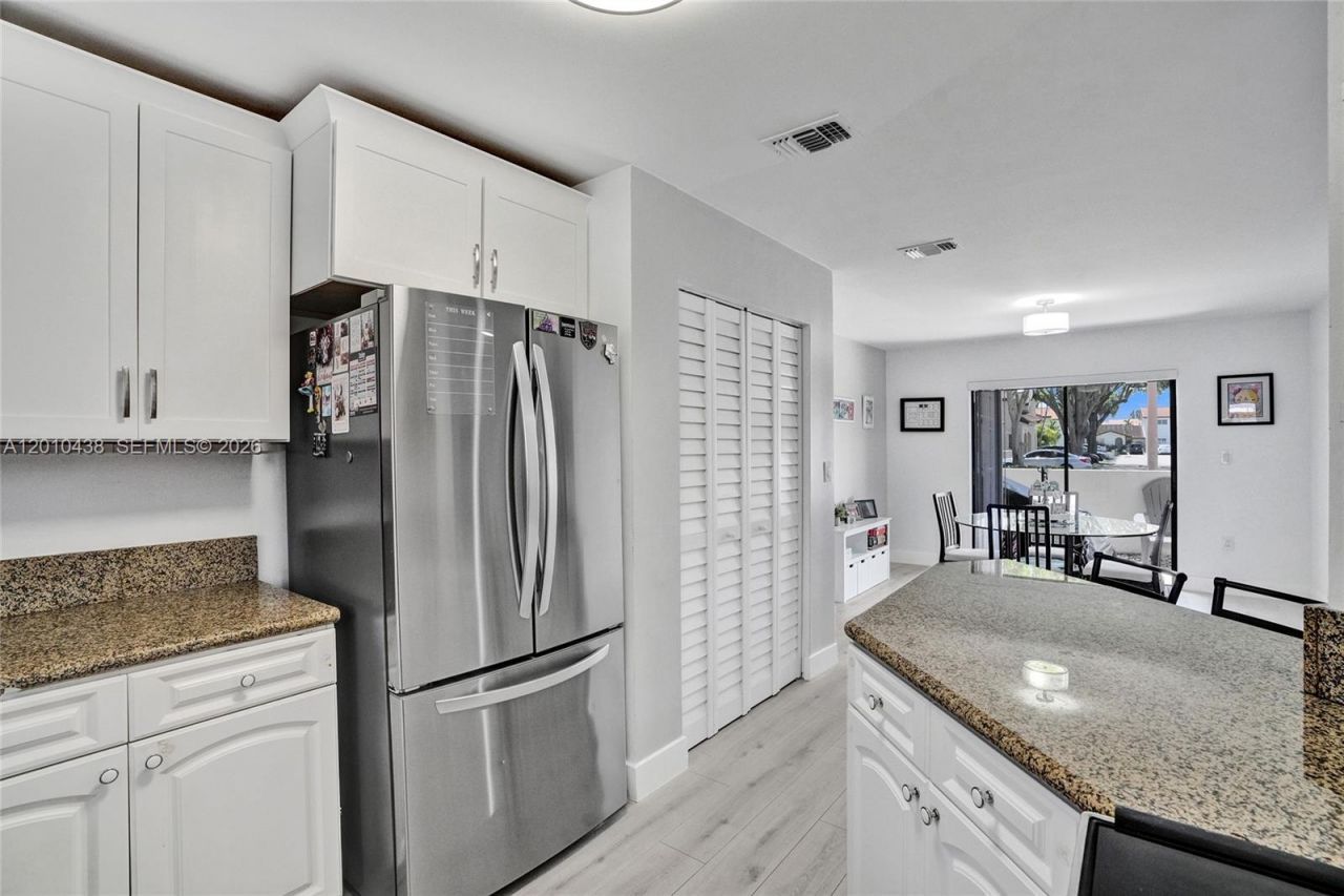 13501 SW 62nd St, Unit 101, Miami, FL 33183 Photo