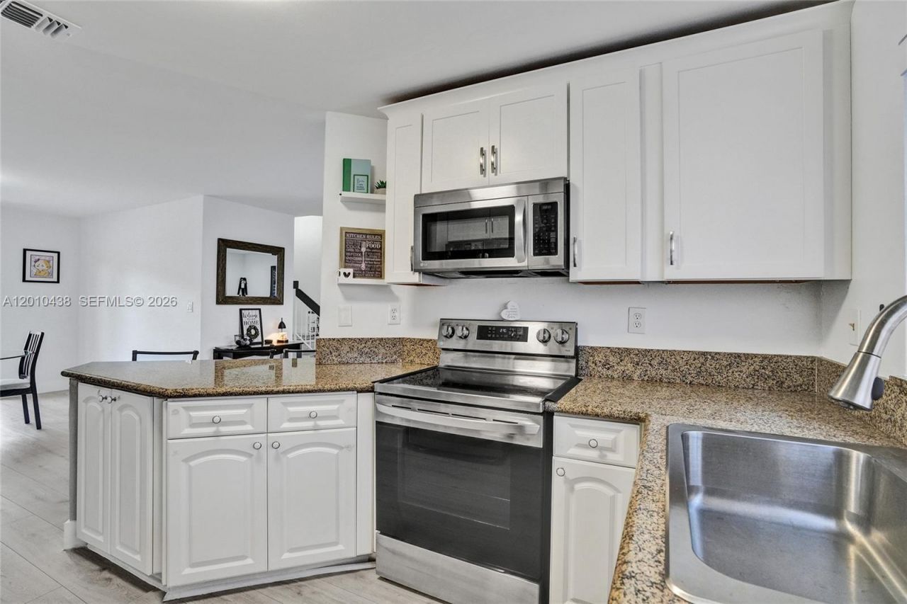 13501 SW 62nd St, Unit 101, Miami, FL 33183 Photo