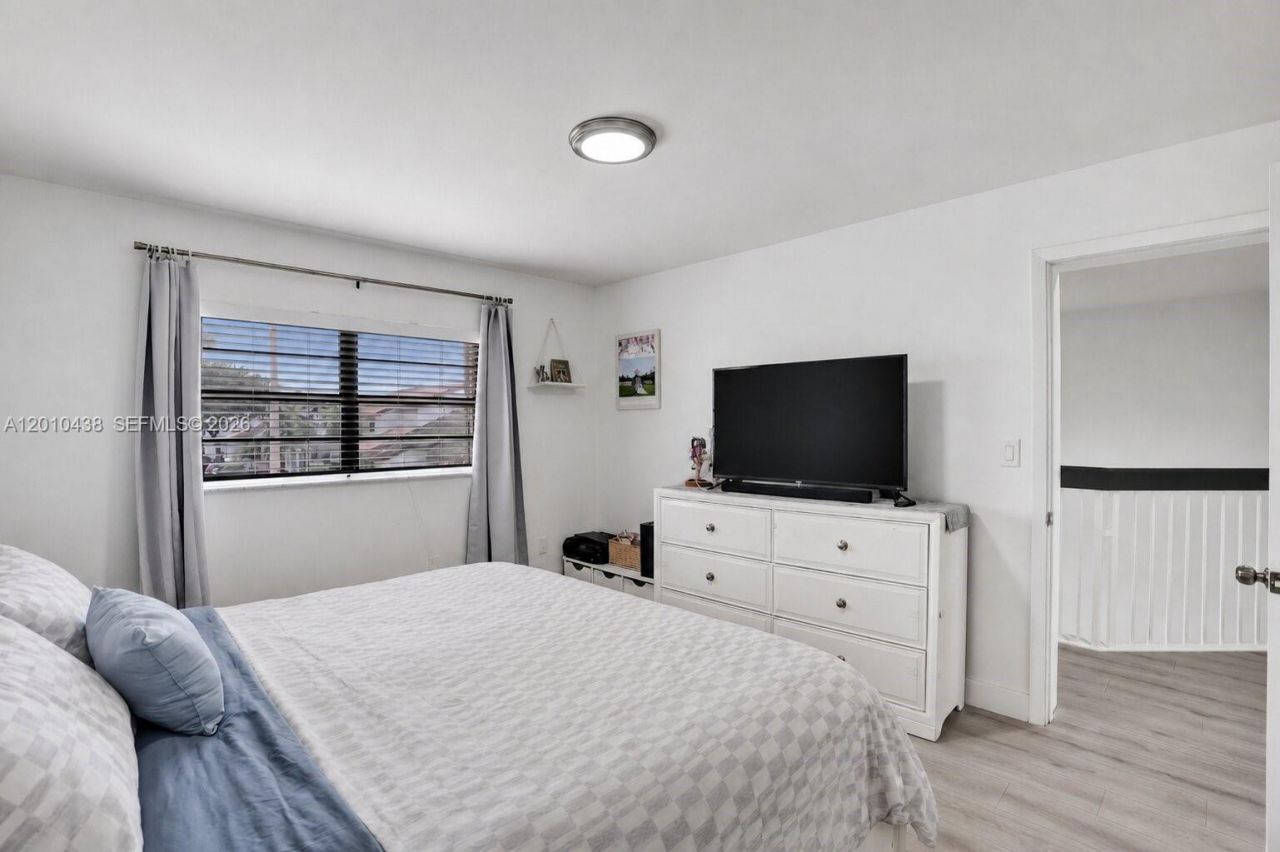 13501 SW 62nd St, Unit 101, Miami, FL 33183 Photo