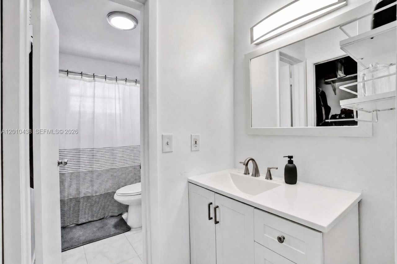 13501 SW 62nd St, Unit 101, Miami, FL 33183 Photo