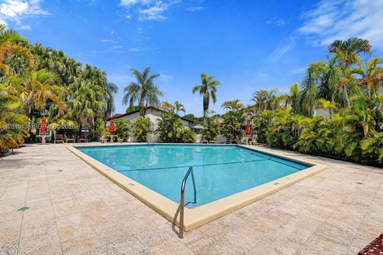 13501 SW 62nd St, Unit 101, Miami, FL 33183 Photo