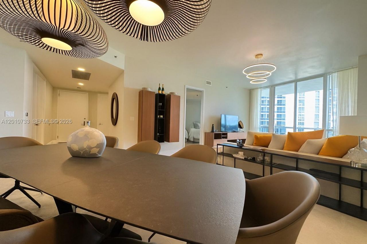 15901 Collins Ave, Unit 1203, Sunny Isles Beach, FL 33160 Photo