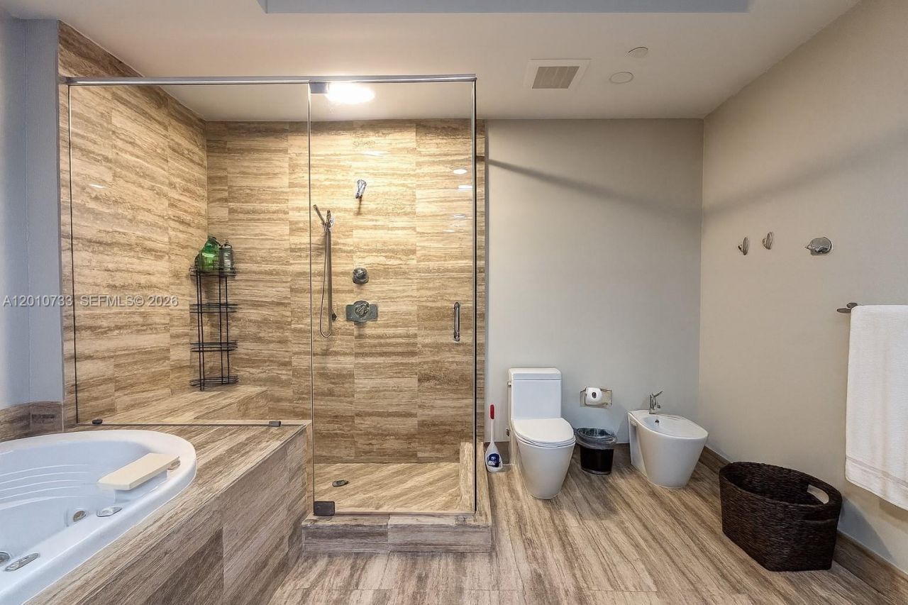 15901 Collins Ave, Unit 1203, Sunny Isles Beach, FL 33160 Photo