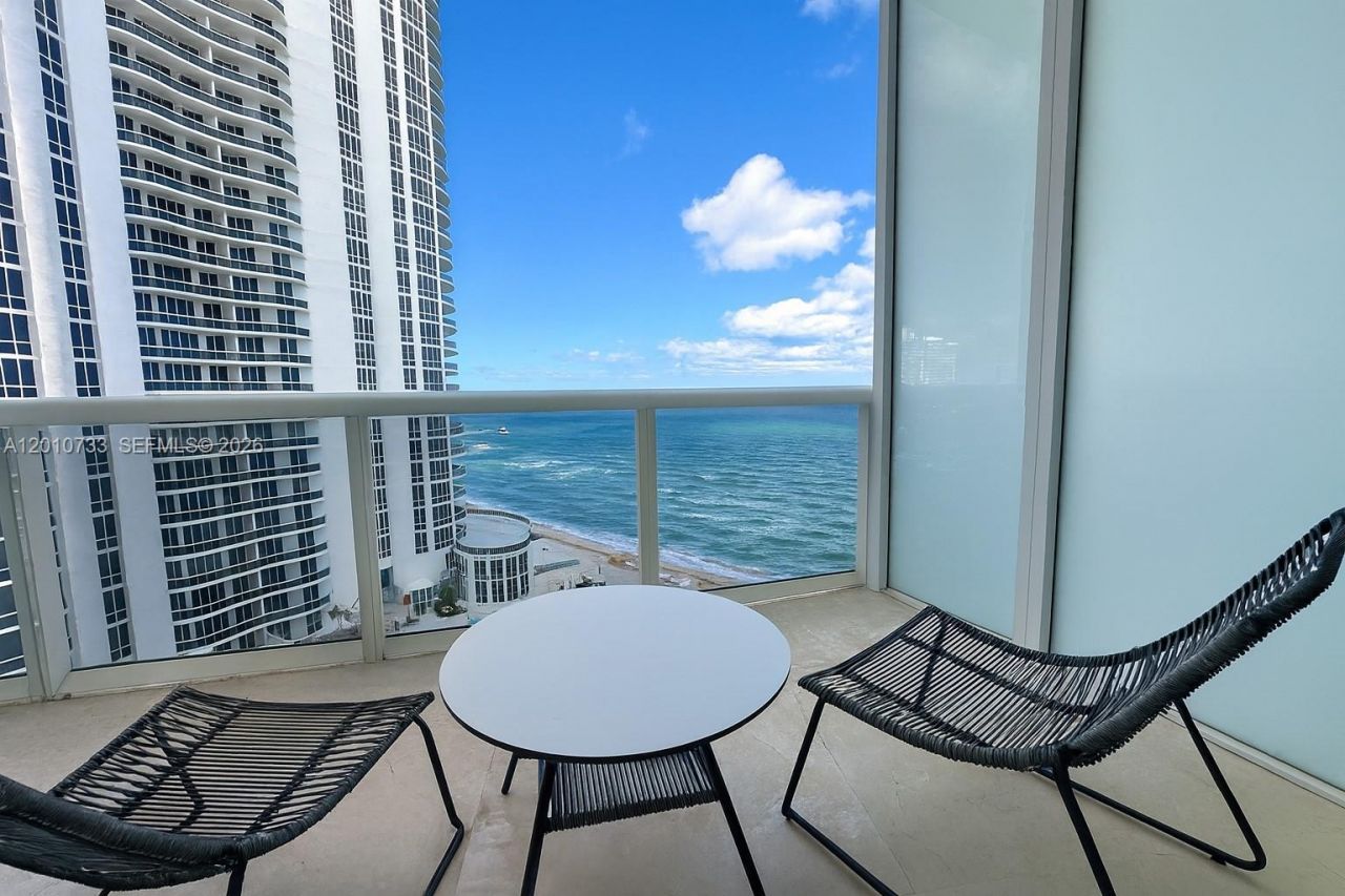 15901 Collins Ave, Unit 1203, Sunny Isles Beach, FL 33160 Photo