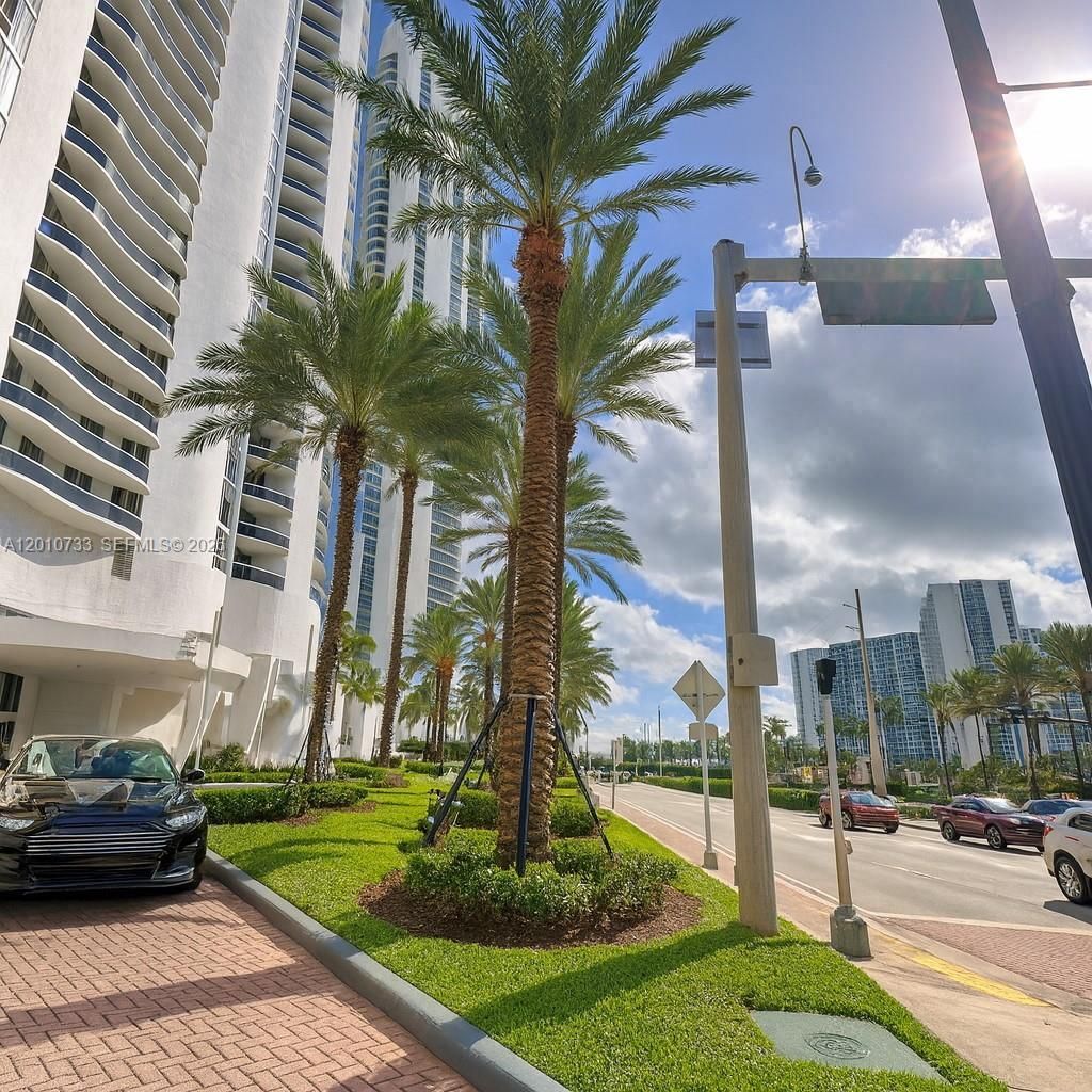 15901 Collins Ave, Unit 1203, Sunny Isles Beach, FL 33160 Photo