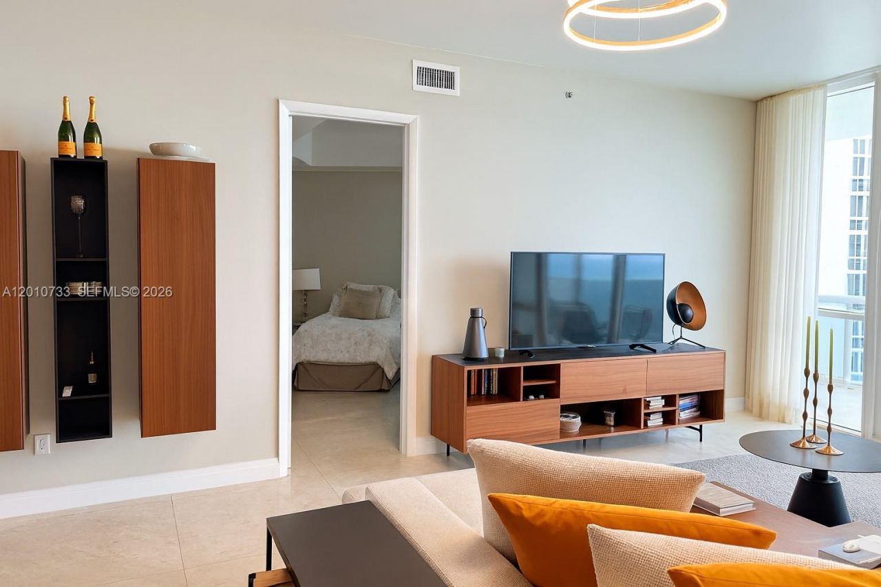 15901 Collins Ave, Unit 1203, Sunny Isles Beach, FL 33160 Photo