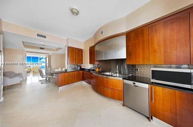 18101 Collins Ave , Unit 4702, Sunny Isles Beach, FL 33160 Photo