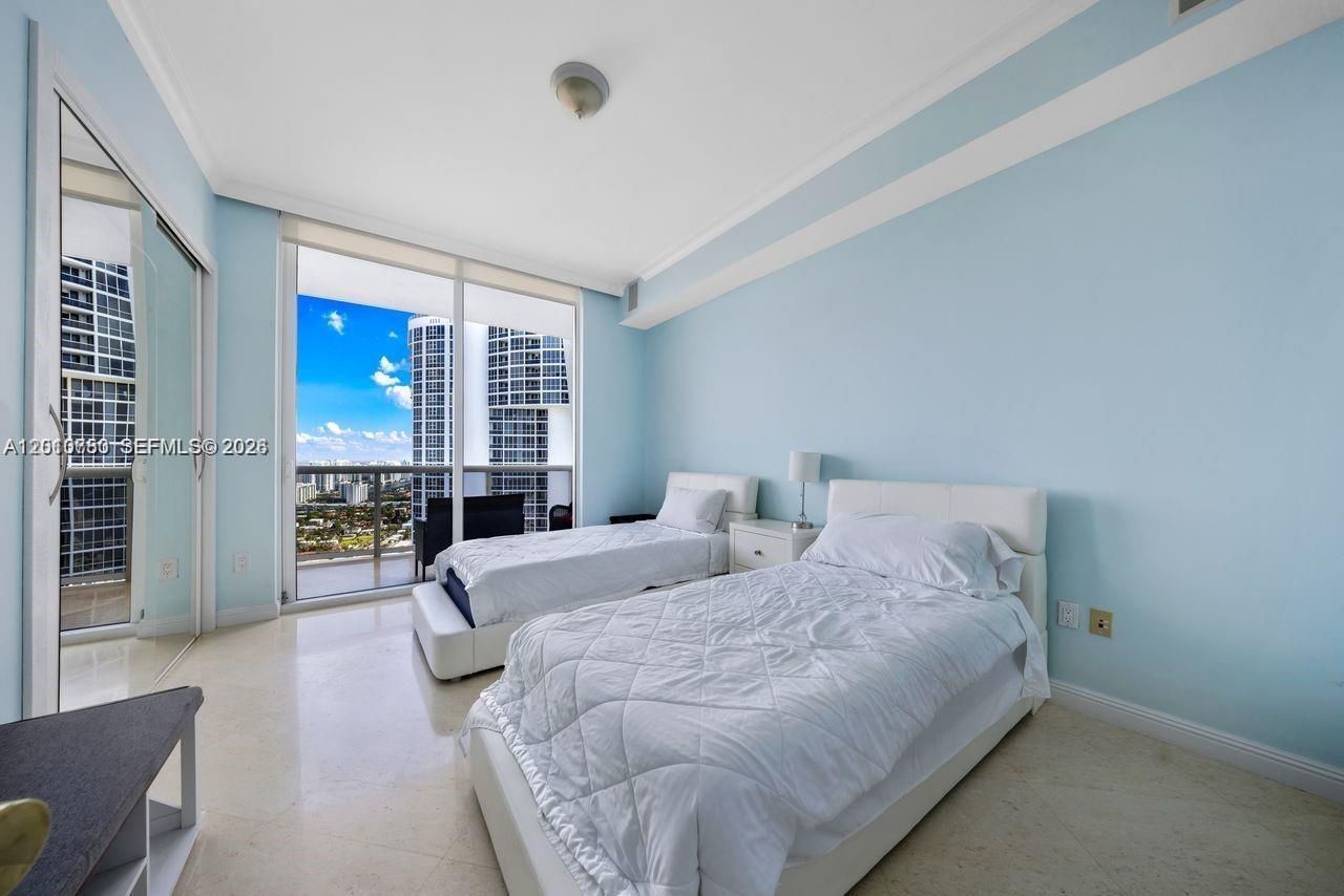 18101 Collins Ave , Unit 4702, Sunny Isles Beach, FL 33160 Photo