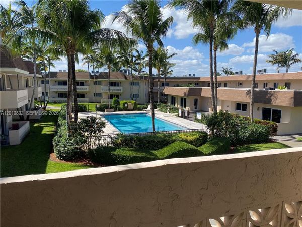 14500 SW 88th Ave , Unit 222, Palmetto Bay, FL 33176