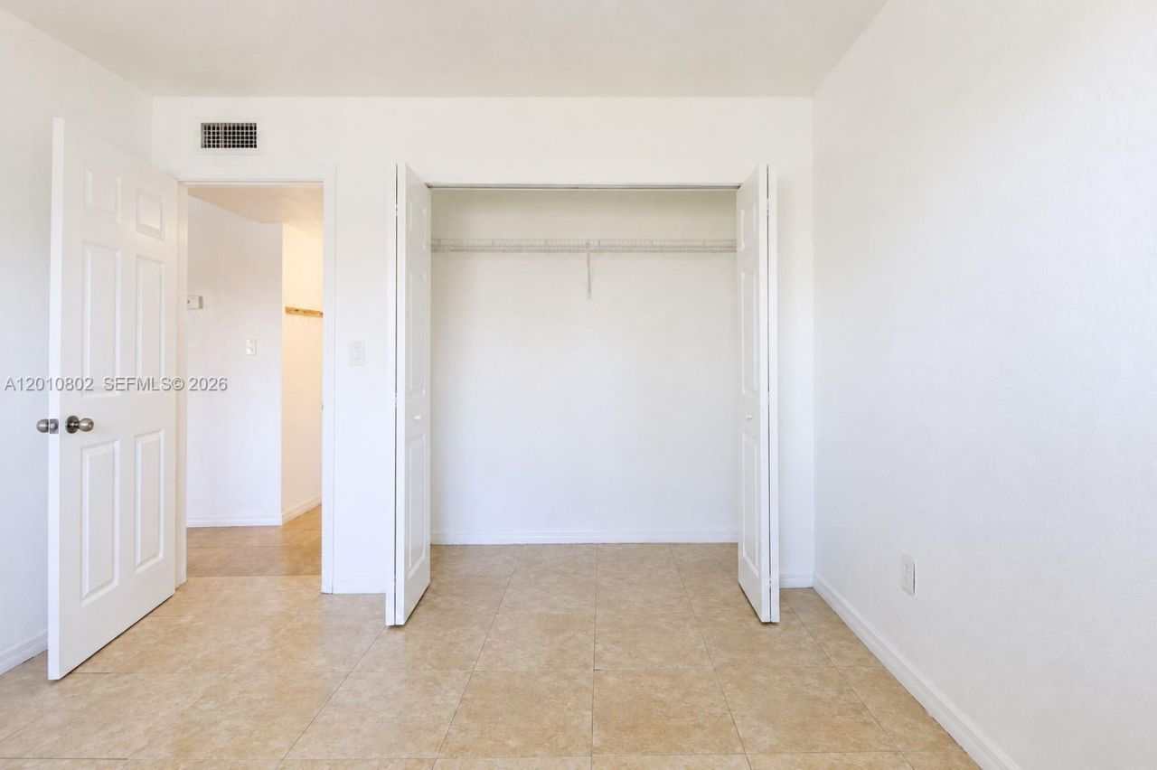 14500 SW 88th Ave, Unit 222, Palmetto Bay, FL 33176 Photo