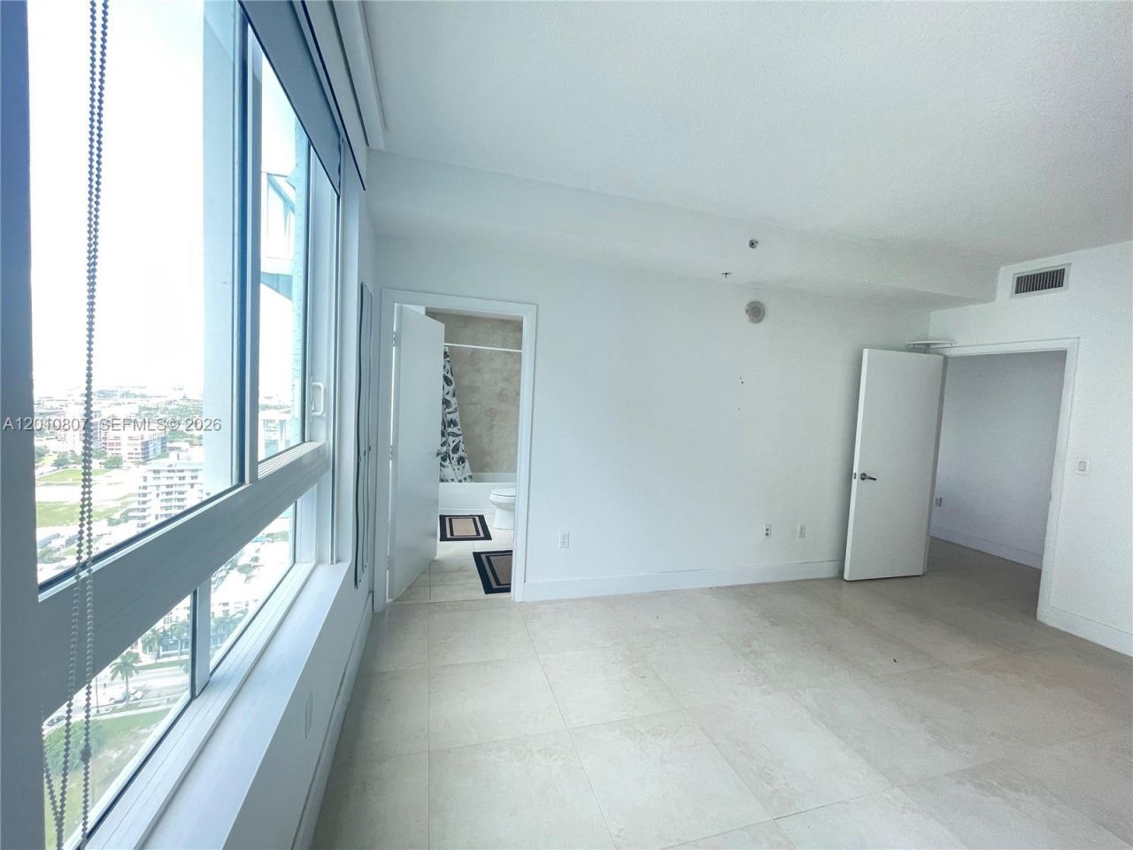 1900 N Bayshore Dr , Unit 3311, Miami, FL 33132 Photo