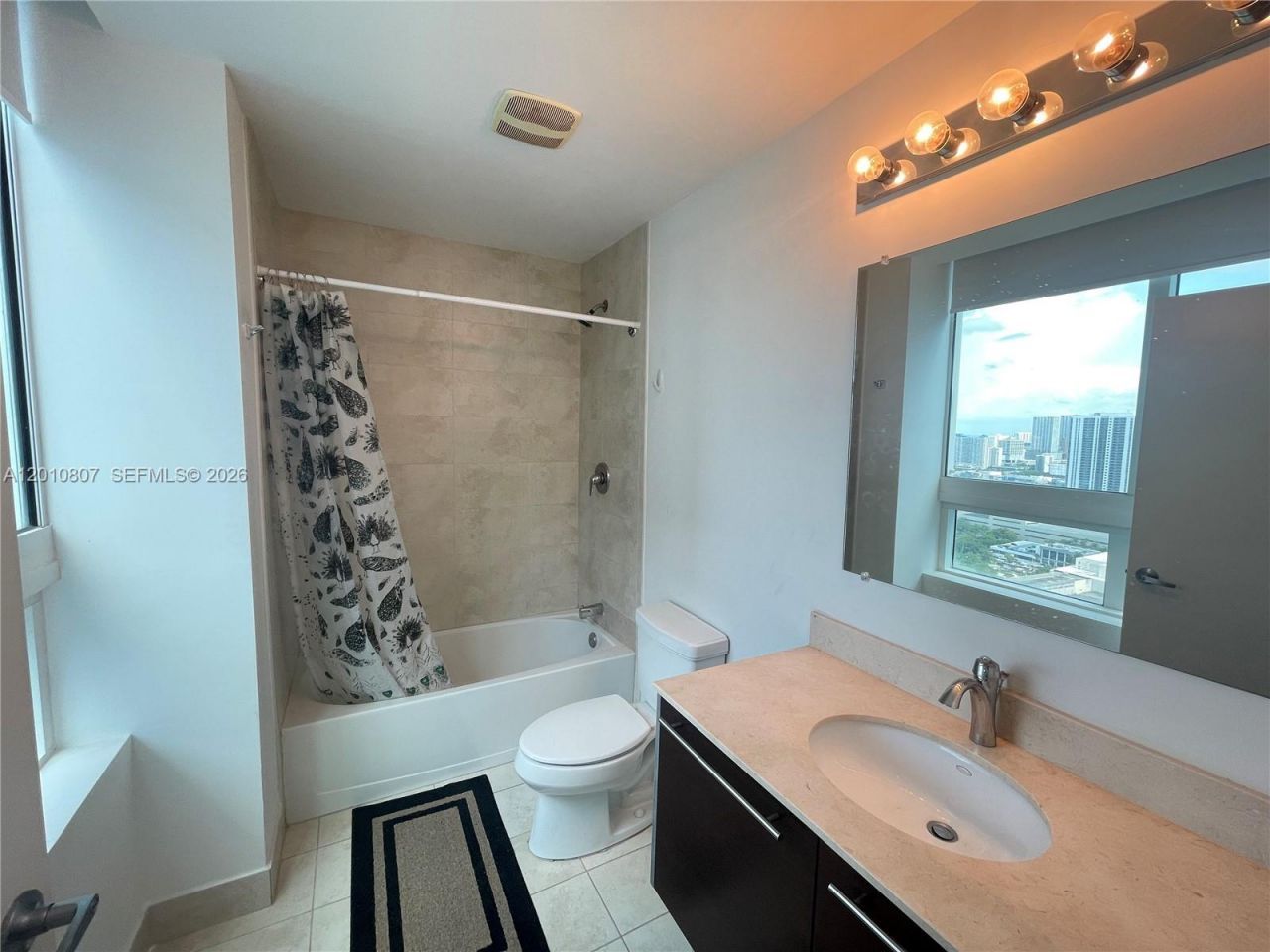 1900 N Bayshore Dr , Unit 3311, Miami, FL 33132 Photo