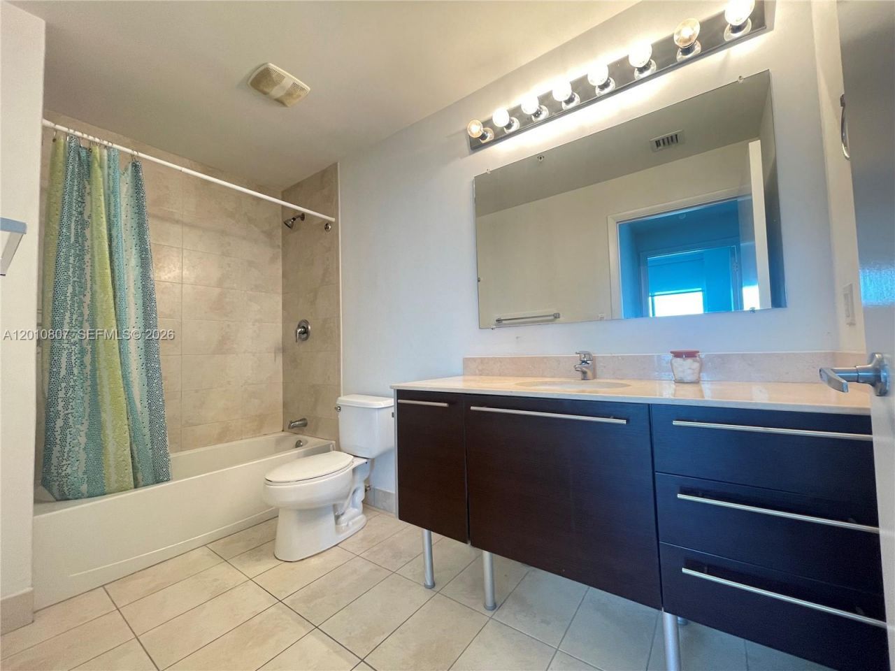 1900 N Bayshore Dr , Unit 3311, Miami, FL 33132 Photo