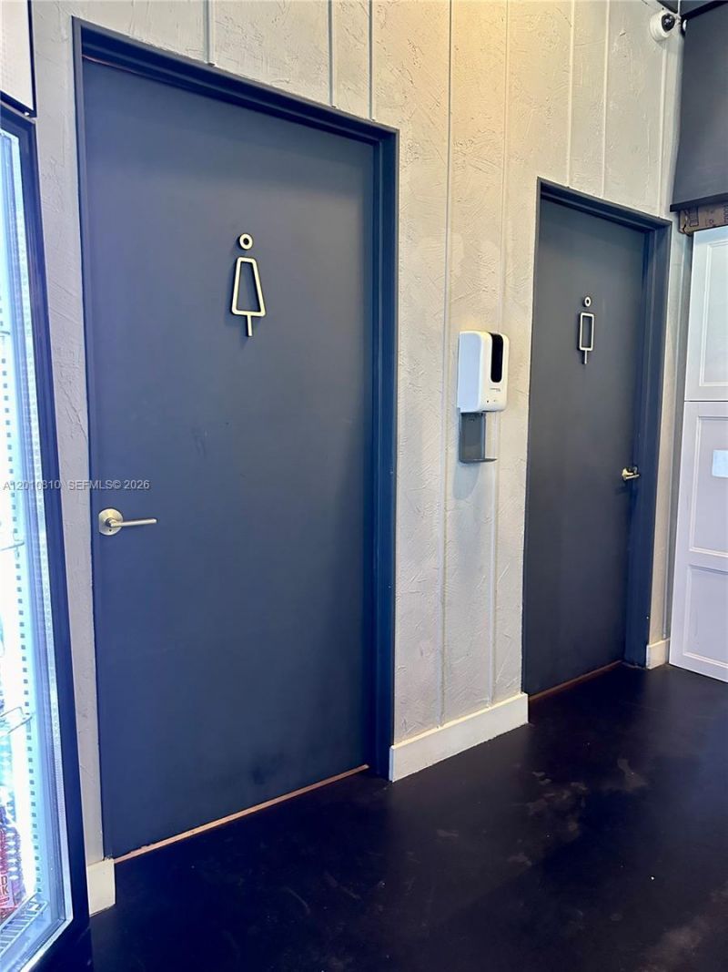 900 Biscayne Blvd N Downtown Miami, Unit R105, Miami, FL 33132 Photo