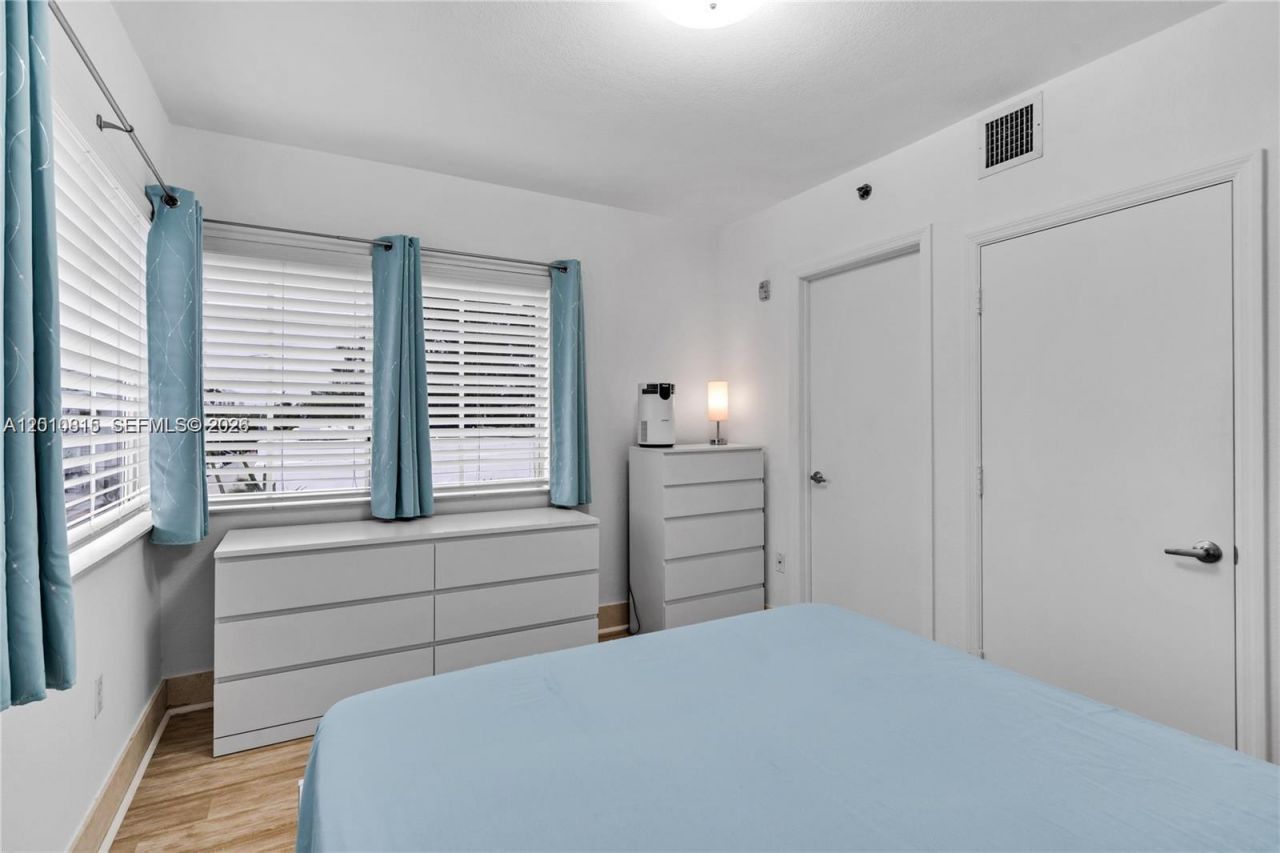 1300 Pennsylvania Ave, Unit 307, Miami Beach, FL 33139 Photo