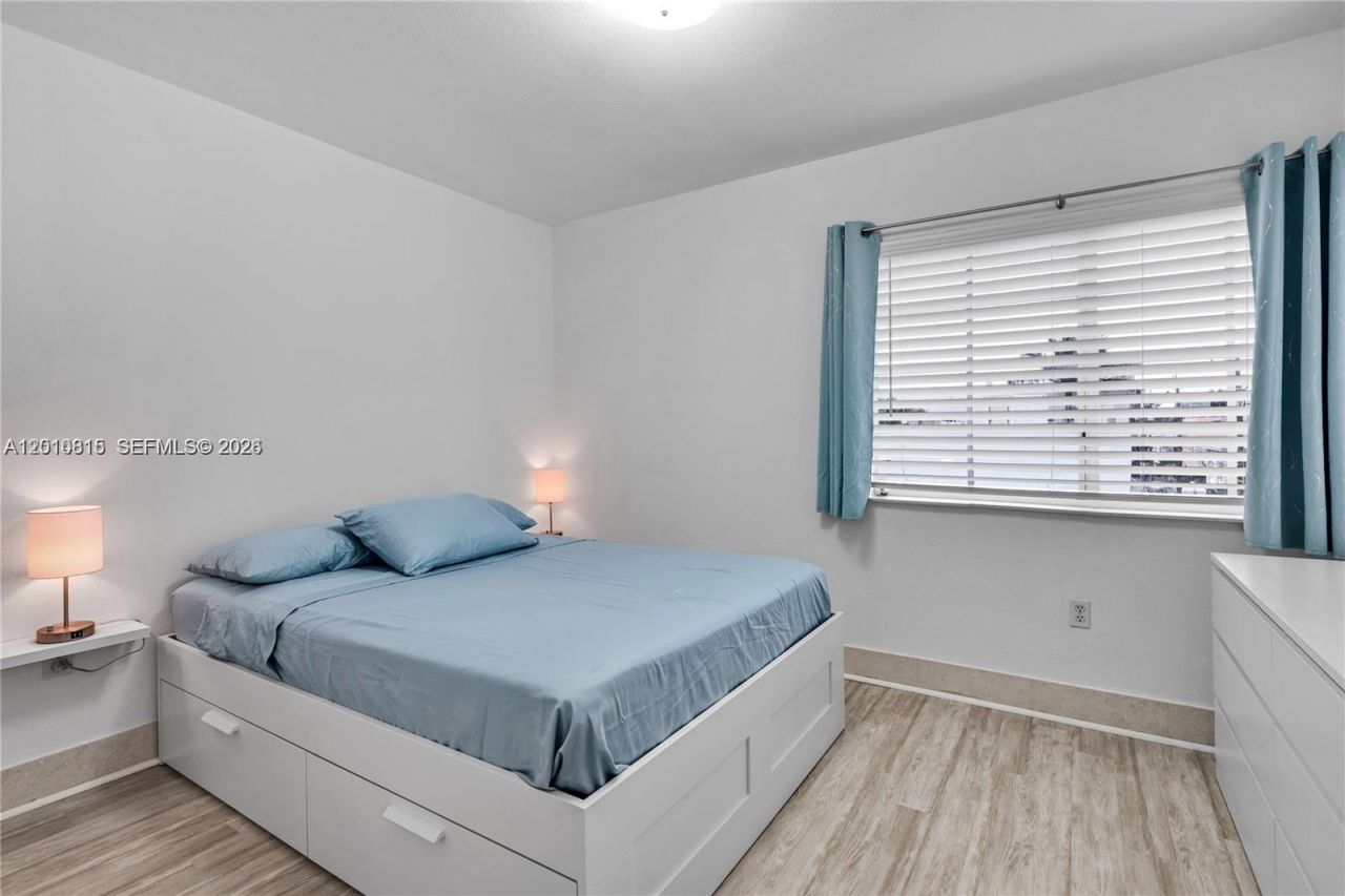 1300 Pennsylvania Ave, Unit 307, Miami Beach, FL 33139 Photo