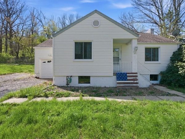 805 Pittsburgh Rd , Butler, PA 16002