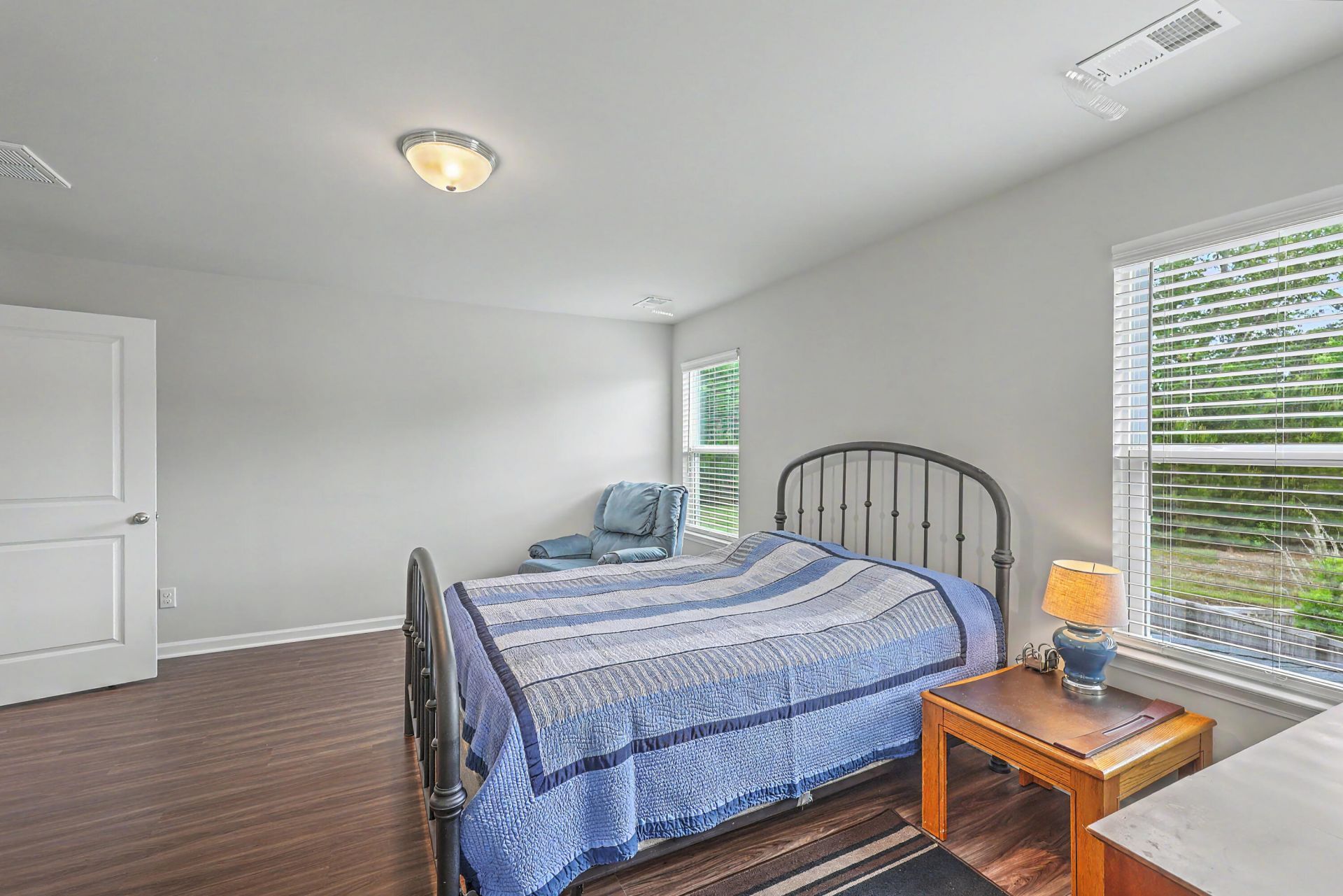 1042 Striped Lane Photo 14