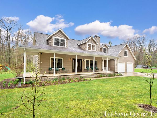 11585 Pond Road, Montague, MI 49437