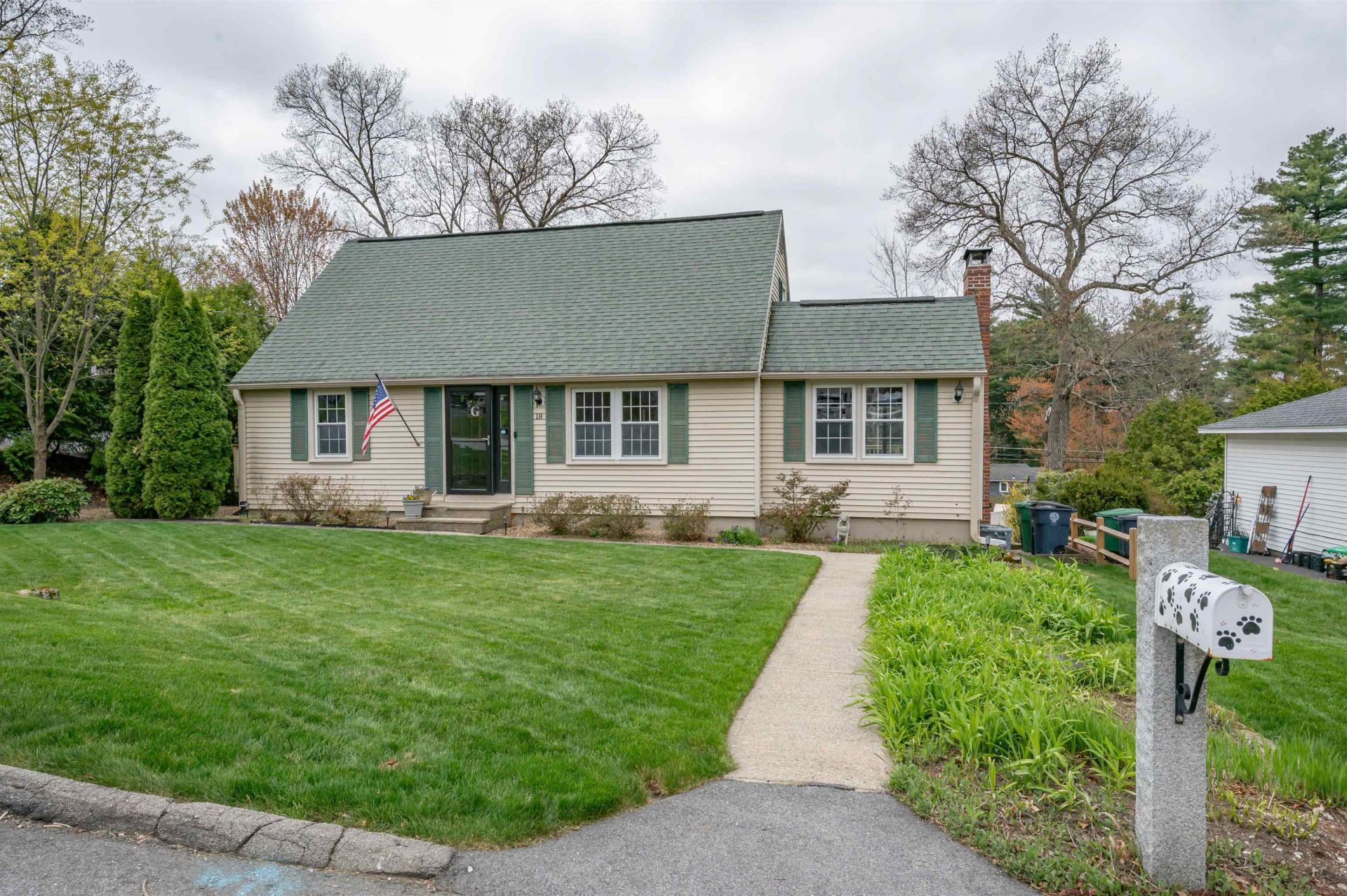 18 Hillside Drive, Nashua, NH 03064 Main Photo