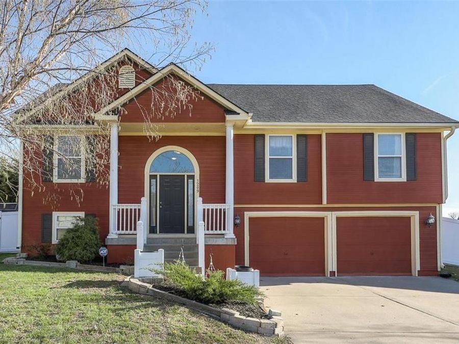 Property Image 1