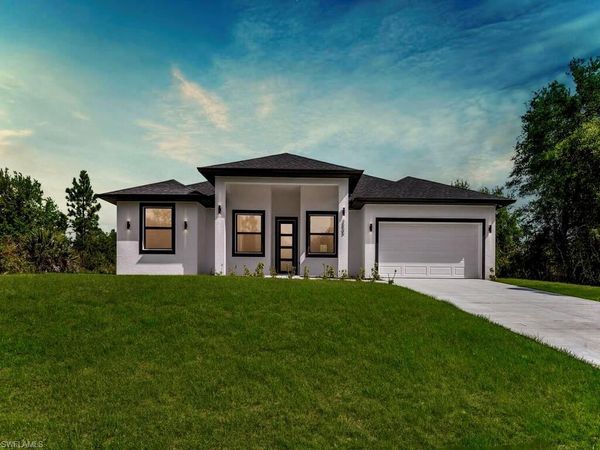 3805 E 8th ST , LEHIGH ACRES, FL 33972