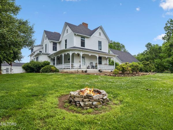 1131 Nance Rd, New Market, TN 37820