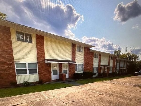 5031 W Pea Ridge Road, Huntington, WV 25705